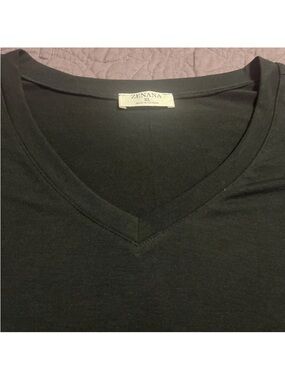 ZENANA Women's Black V-Neck Short Sleeve Tee